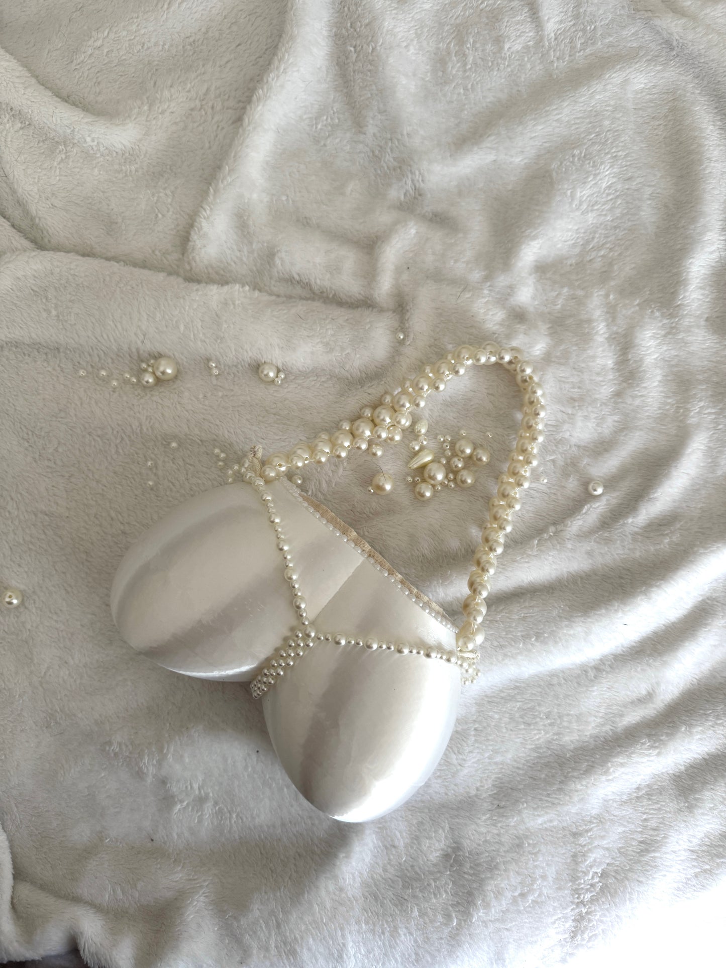 Rich Object No.5– PEARLY