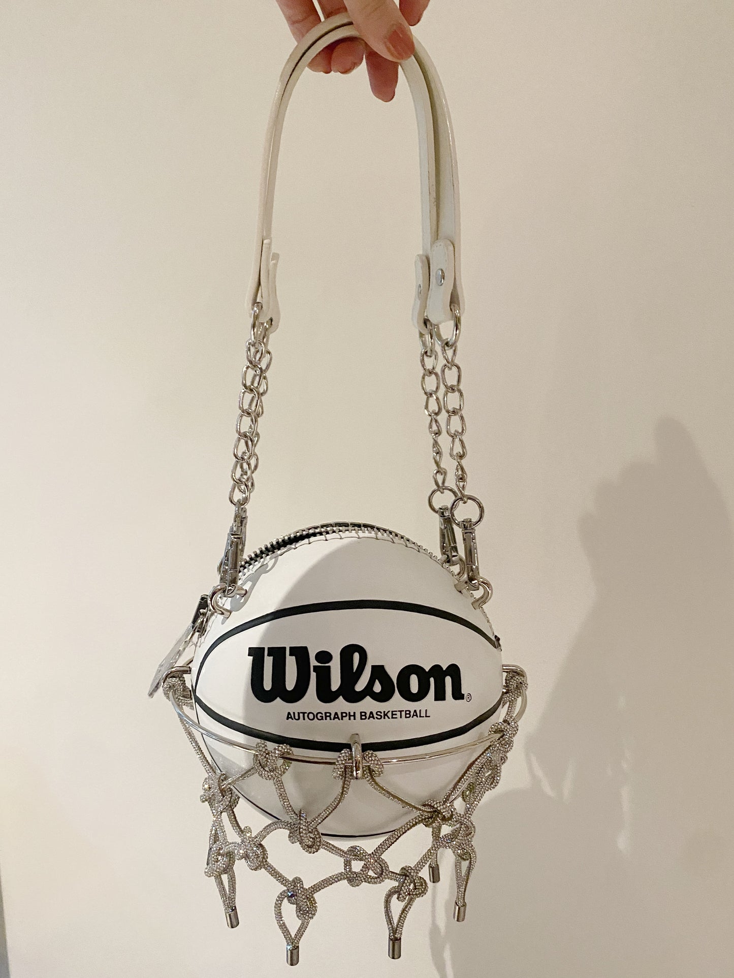 EXCLUSIVE WHITE/BROWN WILSON BASKETBALL W/ NET PURSE
