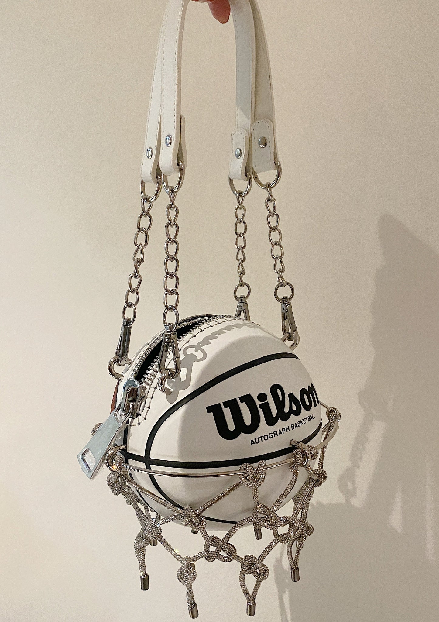 EXCLUSIVE WHITE/BROWN WILSON BASKETBALL W/ NET PURSE