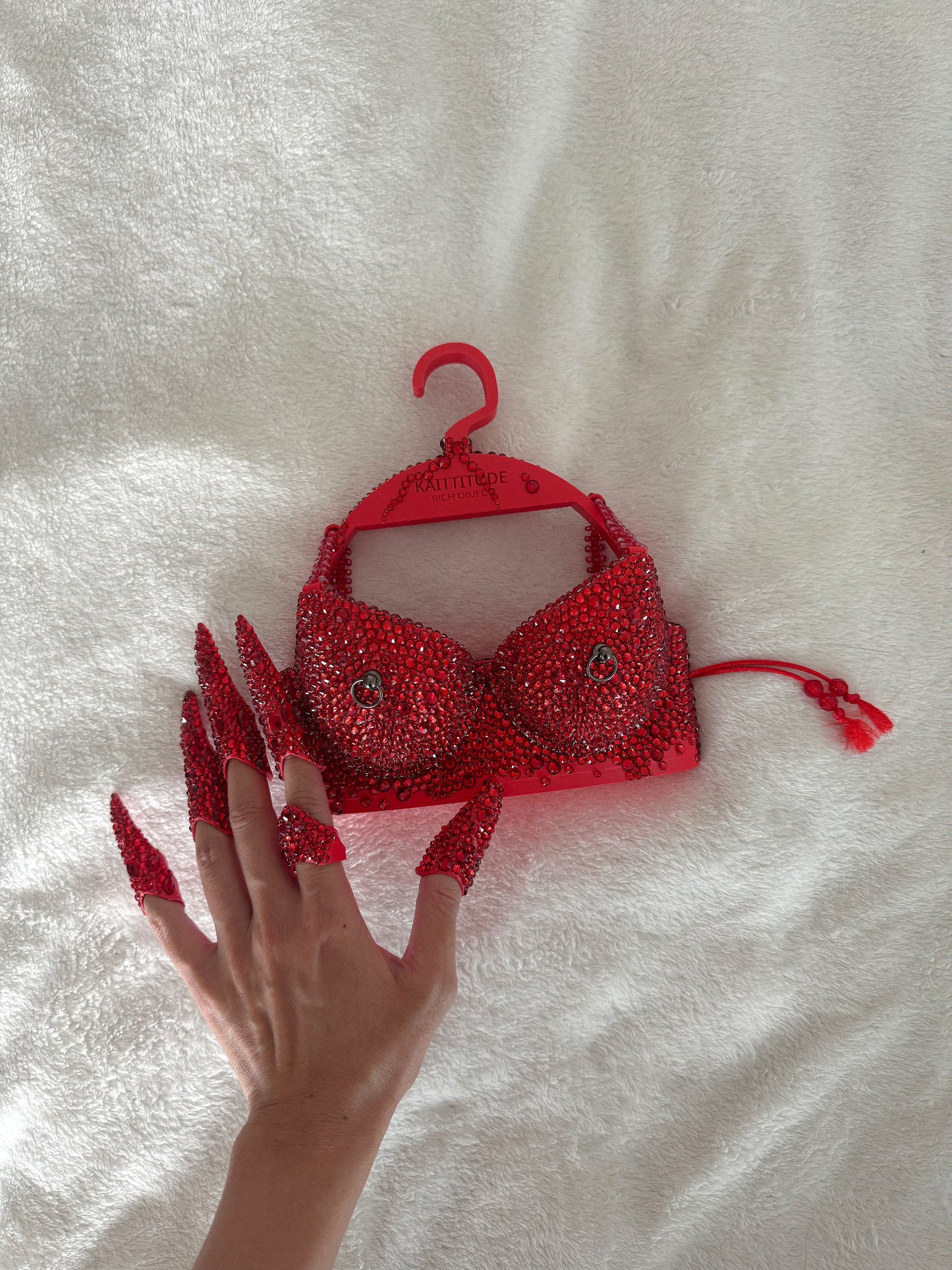 Rich Object No.4 –BRA KILLER