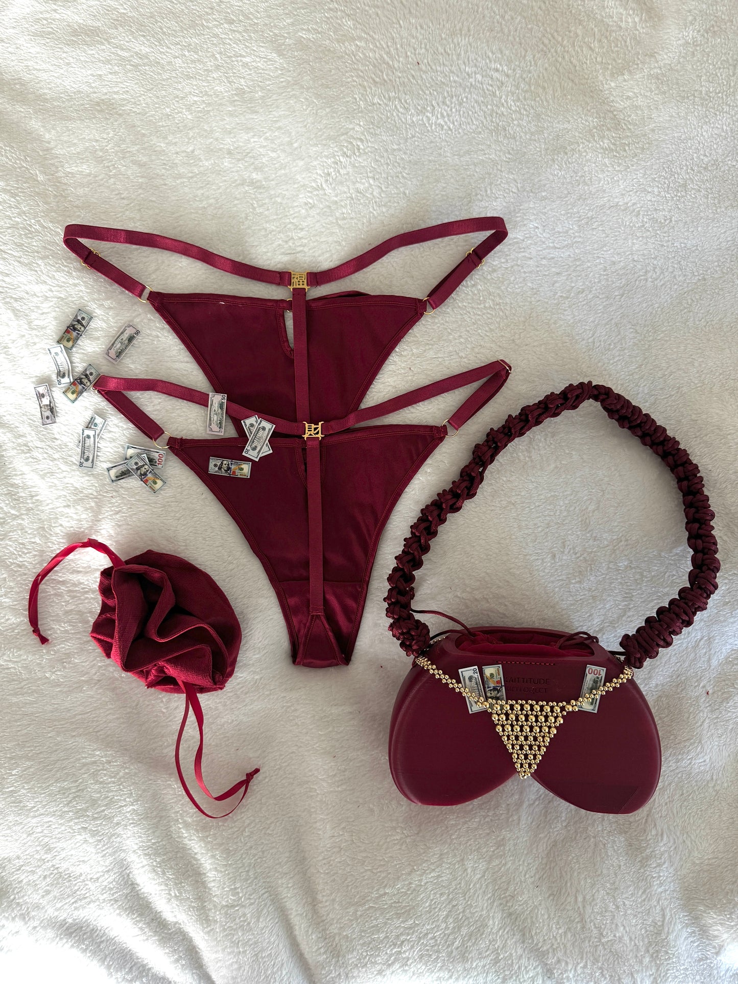 VALENTINA — Rich Object™ Red Butt Purse