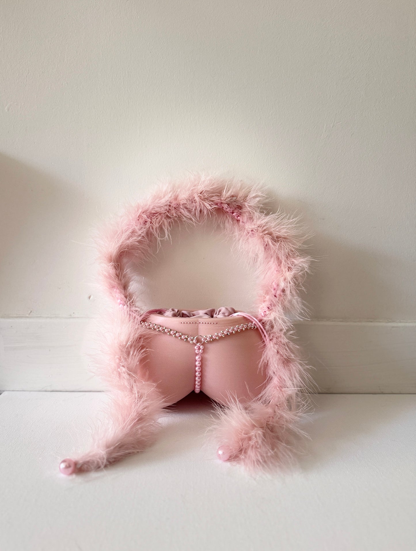 SOFIA — Rich Object™ Pink Butt Purse