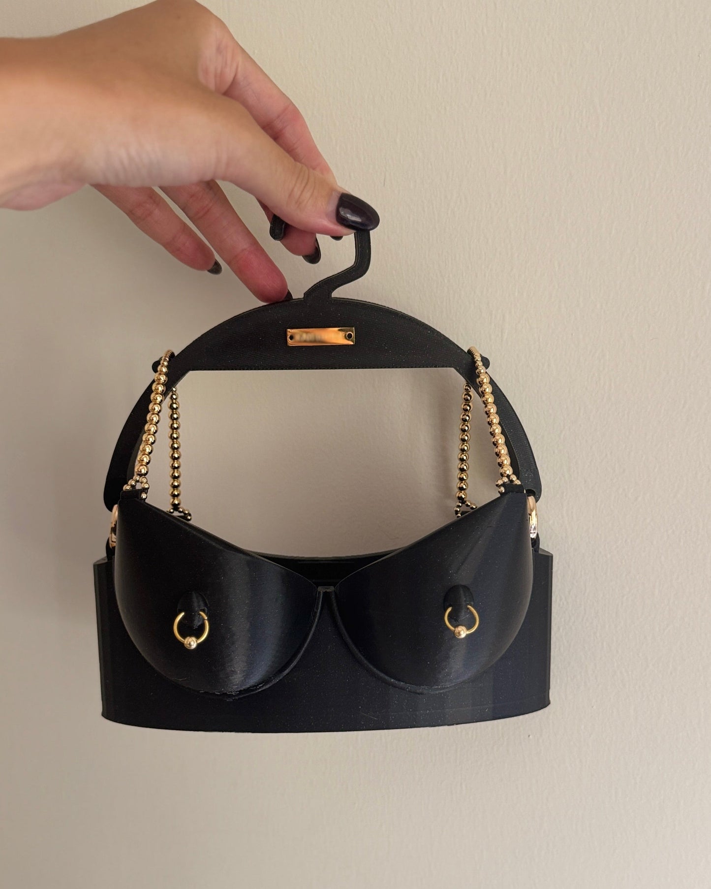 DOMINIQUE — The Black Bra Purse